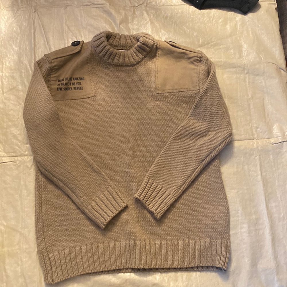 Zara Boys, Fall/Winter Sweater, size 8. Like New-never worn